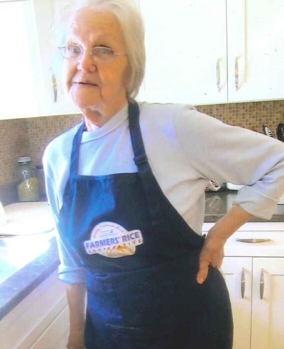Elva Jones